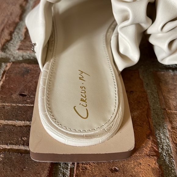 Circus by Sam Edleman Iggy Scrunchie Strap Sandals - Picture 4 of 7